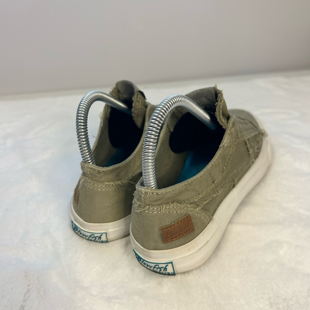 Blowfish Malibu Slip On sneakers Women’s 8 olive canvas casual shoe - Picture 7 of 12